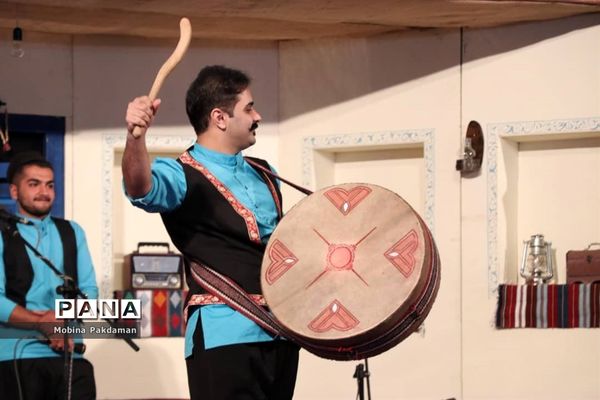 تجلیل از استاد خوشرو به مناسبت هفته مازندران