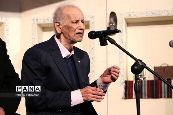 تجلیل از استاد خوشرو به مناسبت هفته مازندران