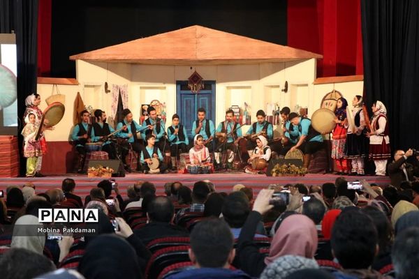 تجلیل از استاد خوشرو به مناسبت هفته مازندران