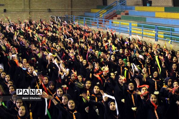 مانور تشکیلاتی 1200 نفره گام دوم انقلاب سازمان دانش‌آموزی  شهرستان‌های تهران در پاکدشت