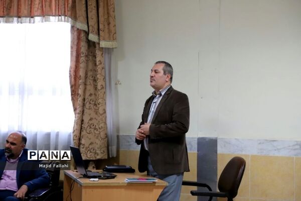 دوره آموزشی مهارتی طرح توانمند‌سازی مدرسان اردوهای دانش‌آموزی سراسر کشور