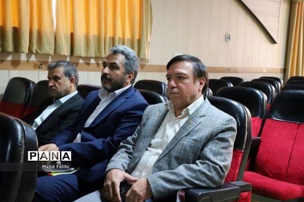 بازدید معاون پرورشی و فرهنگی  وزارت آموزش و پرورش از اولین جشنواره دستاورد‌های کانون‌های فرهنگی و تربیتی  مشهد