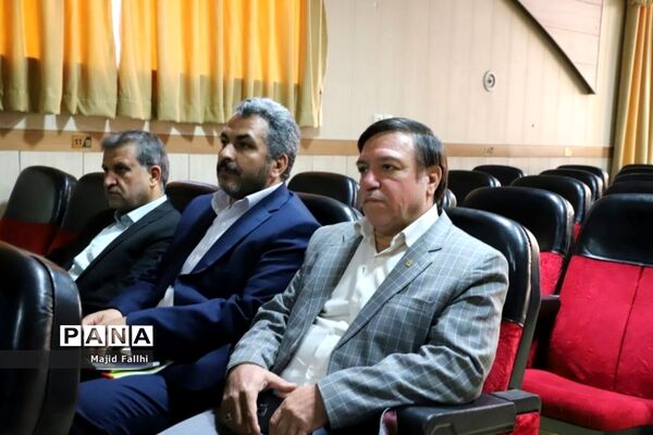 بازدید معاون پرورشی و فرهنگی  وزارت آموزش و پرورش از اولین جشنواره دستاورد‌های کانون‌های فرهنگی و تربیتی  مشهد