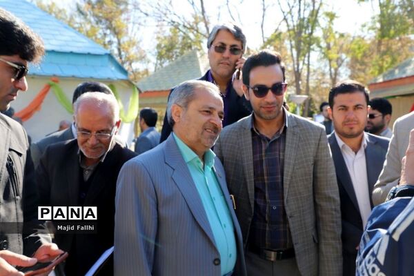 بازدید معاون پرورشی و فرهنگی  وزارت آموزش و پرورش از اولین جشنواره دستاورد‌های کانون‌های فرهنگی و تربیتی  مشهد