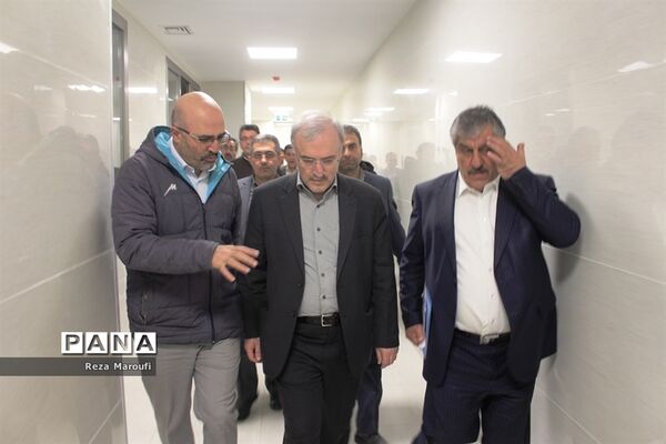 بازدید وزیر بهداشت و درمان از بیمارستان  فوق تخصصی  زنان ارومیه