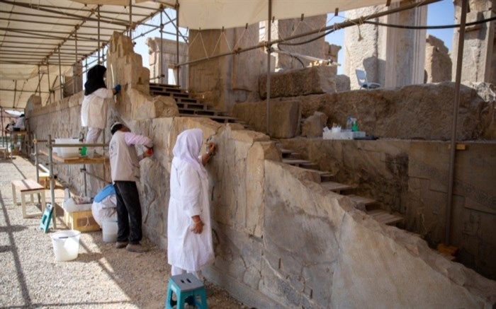 پایان فصل دوم فعالیت مرمتگران بدون مرز در تخت جمشید