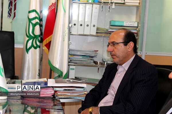 نشست هم‌اندیشی مدیرکل آموزش و پرورش استان بوشهر با مدیر و کارکنان سازمان دانش‌آموزی