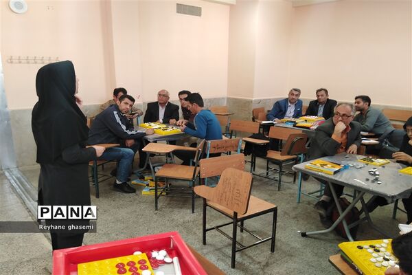 برگزاری دوره آموزشی ضمن خدمت ویژه مربیان المپیاد رویش ناحیه یک  شیراز