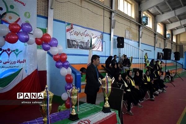 برگزاری آیین افتتاحیه المپیاد درون مدرسه‌ای به صورت قطبی در مجموعه ورزشی غدیر شهرستان اردکان