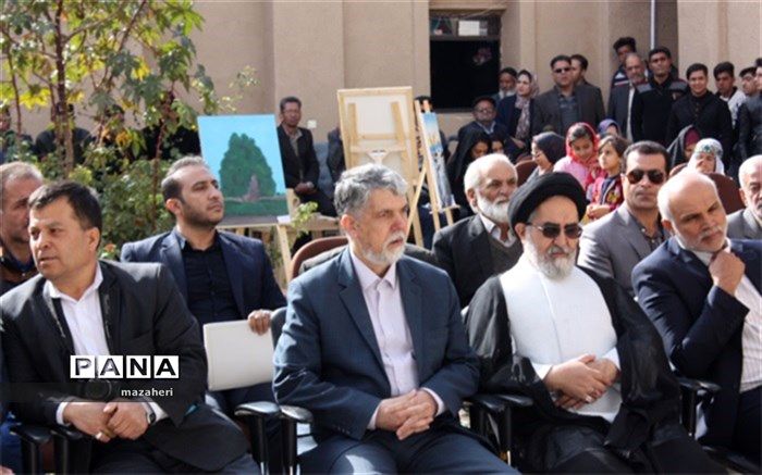 رویکرد وزارت فرهنگ و ارشاداقتصادی کردن فعالیت های فرهنگی وهنری است