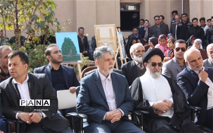 رویکرد وزارت فرهنگ و ارشاداقتصادی کردن فعالیت های فرهنگی وهنری است