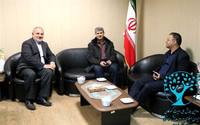 رئیس مرکز هماهنگی حوزه وزارتی با مدیرکل آموزش و پرورش قزوین دیدار کرد