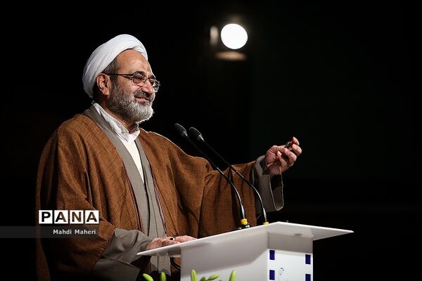 افتتاحیه چهل و نهمین جشنواره بین‌المللی فیلم رشد