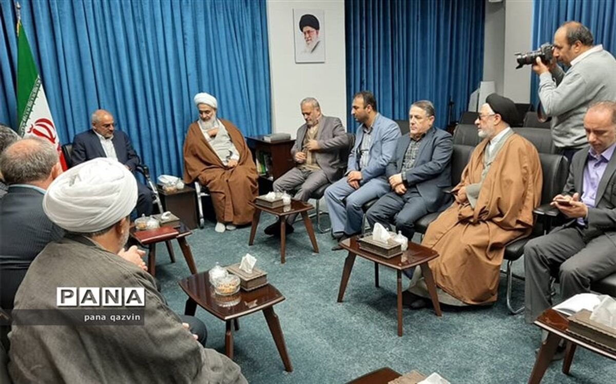 دیدار وزیر آموزش و پرورش با امام جمعه قزوین