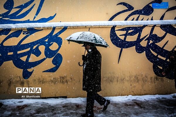 بارش برف پاییزی در تهران