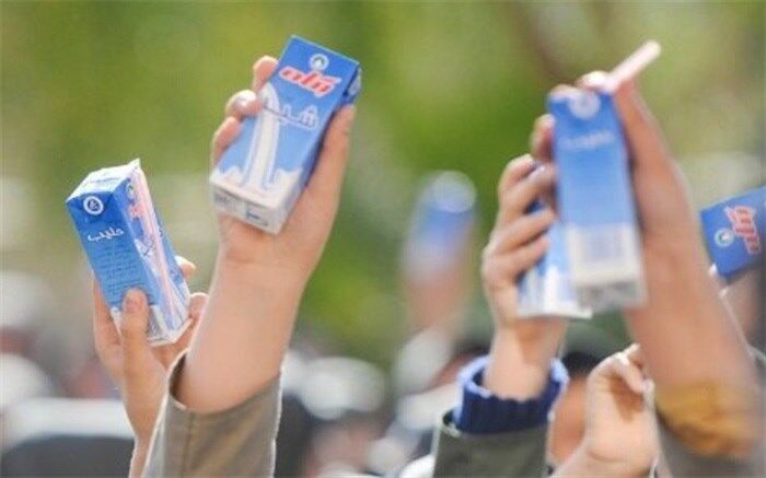 پرداخت 100 میلیارد تومان به وزارت آموزش‌وپرورش برای توزیع رایگان شیر مدارس