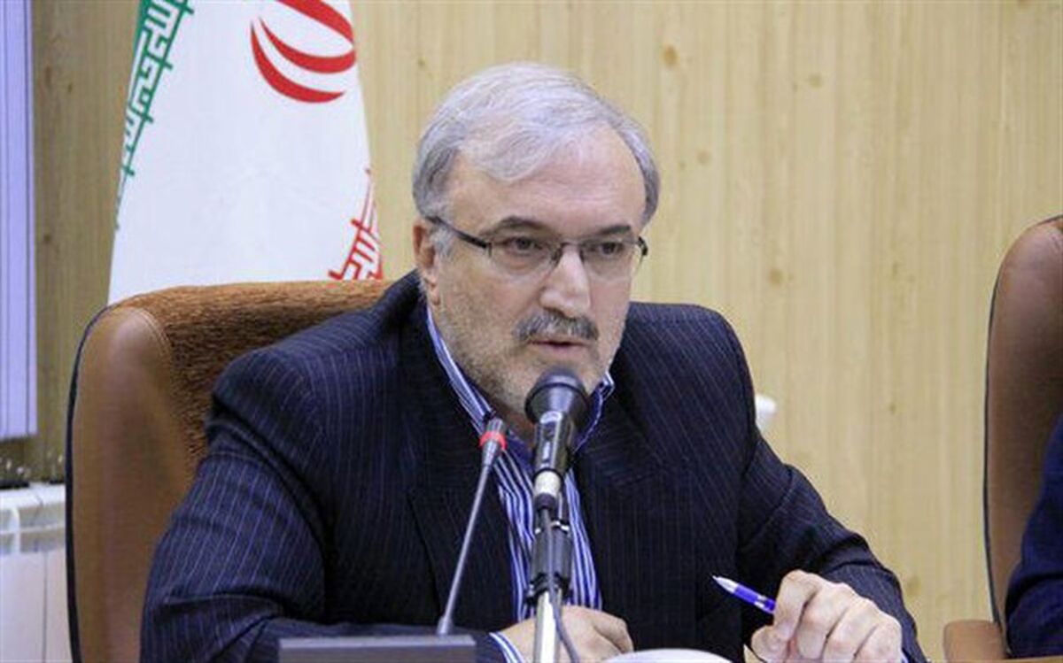 وزیر بهداشت: تا آخرین لحظه در کنار زلزله‌زدگان هستیم