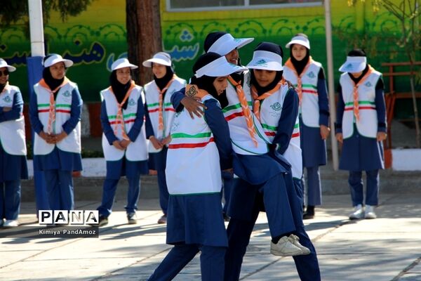 مانور پدافند غیرعامل در آموزشگاه نمونه تقوی شهرستان بیرجند