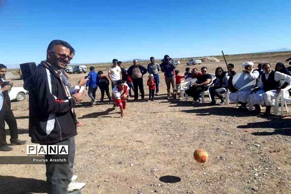 مسابقات تیراندازی به اهداف پروازی در جنگل نخاب شهرستان خوسف