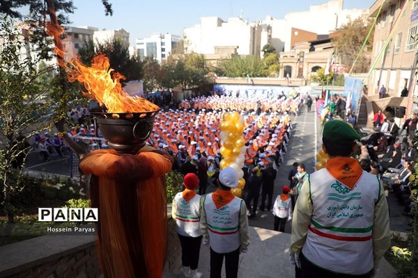 آیین افتتاحیه کشوری ششمین دوره المپیاد ورزشی درون مدرسه‌ای