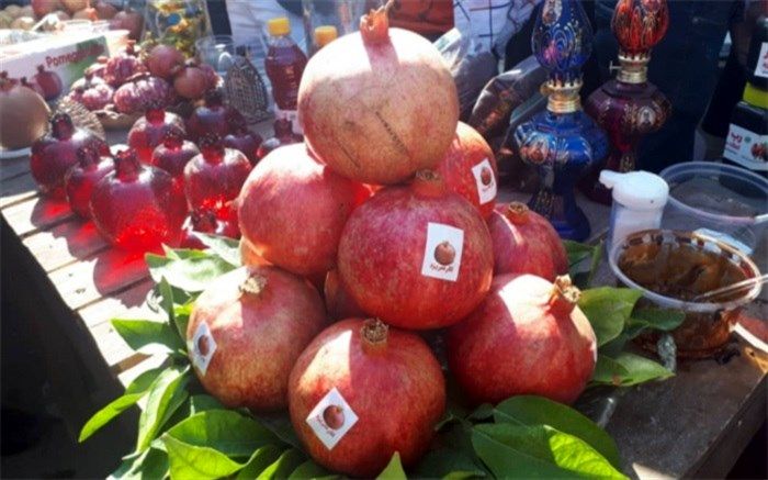حضور ۱۲ هزار گردشگر در جشنواره انار سریزد