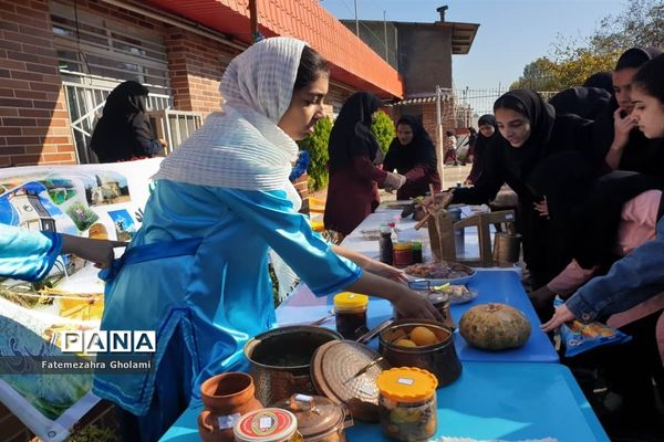 آیین گرامیداشت روز مازندران در دبیرستان معرفت محمودآباد