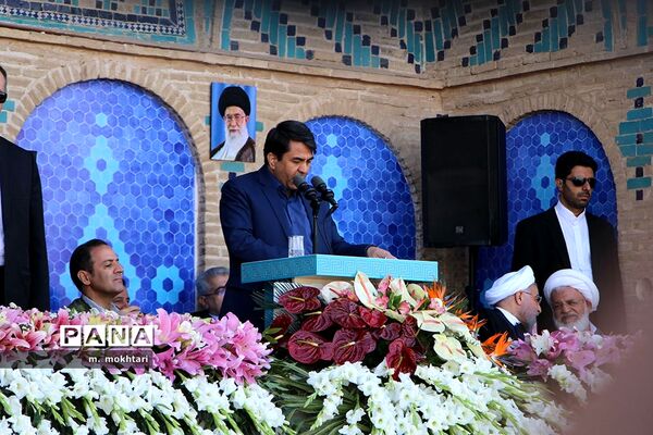 دیدار و سخنرانی  رئیس جمهور درجمع مردم یزد