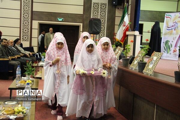 همایش دختران آفتاب درسالن قلم چی بیرجند