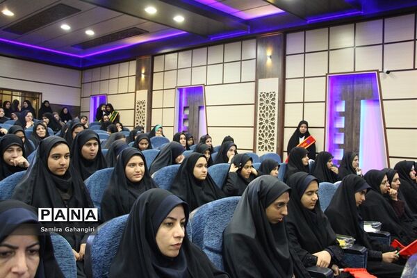 همایش دختران آفتاب درسالن قلم چی بیرجند