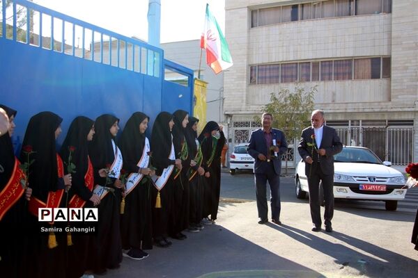 همایش دختران آفتاب درسالن قلم چی بیرجند