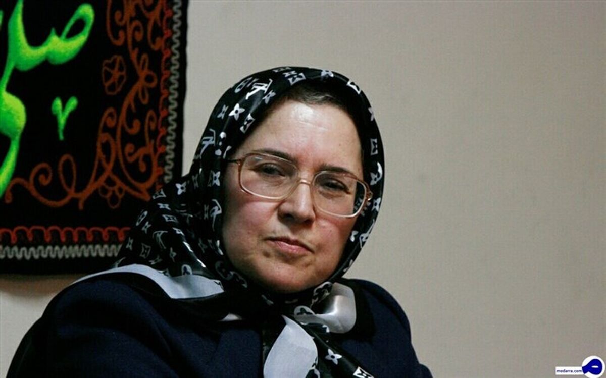 صدیقه وسمقی: در جامعه‌ای که به تک همسری گرایش دارد تبلیغ چندهمسری یک حرکت وارونه و حتی مخالف رویکرد قرآن است