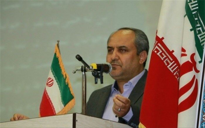 مدیر آموزش و پرورش ناحیه 3 کرج : نماز نشانه وحدت و سیمای مکتب اسلام است