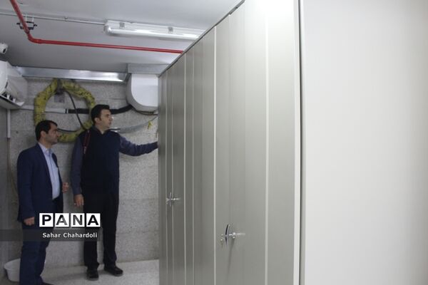 بازدید رئیس سازمان دانش‌آموزی همدان از مرکز مدیریت اسناد و کتابخانه ملی منطقه غرب کشور