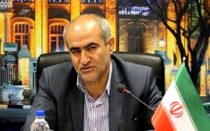 حمایت قاطع فرهنگیان و دانش آموزان آذربایجان شرقی از تصمیم سران قوا و حمایت امام مسلمین از تغییر قیمت بنزین