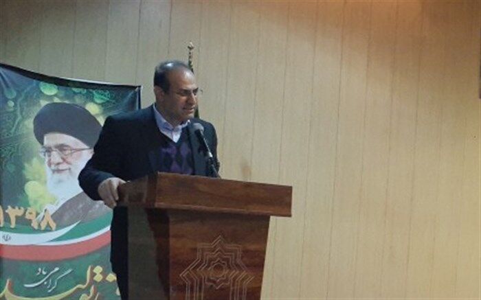 معلمان مرجع علمی و اخلاقی مورد وثوق جامعه هستند