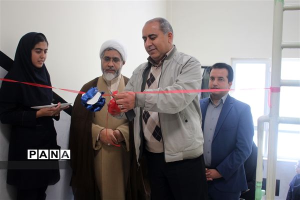 افتتاح کافه کتاب در دبیرستان دخترانه فرزانگان (دوره اول) شهرستان بجنورد