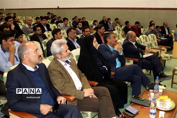 همایش روسای شورای دانش آموزی ناحیه یک یزد