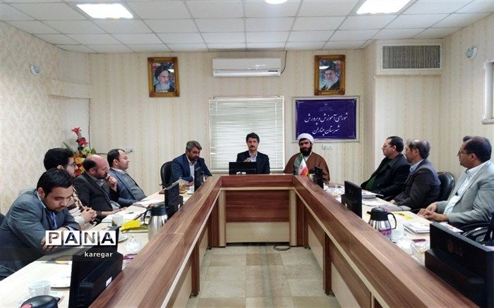 شرکت های خدمات رسان شهری مساعدت لازم را با مدارس در فصل سرما داشته باشند