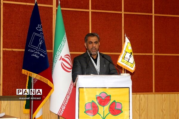 همایش فرماندهان بسیج دانش‌آموزی استان قزوین
