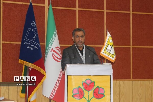 همایش فرماندهان بسیج دانش‌آموزی استان قزوین
