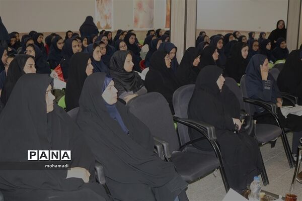 اختتامیه هفته مبارزه با اعتیاد و آسیب‌های اجتماعی درناحیه یک یزد