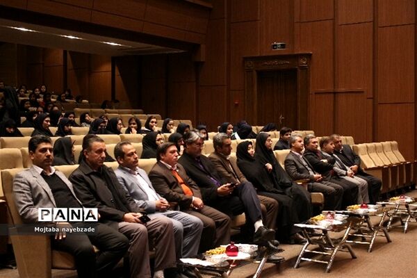 مراسم نمادین هفته کتاب در مشهد