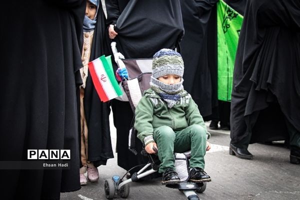 راهپیمایی مردم مشهد در محکومیت اقدامات اخیر آشوب طلبان