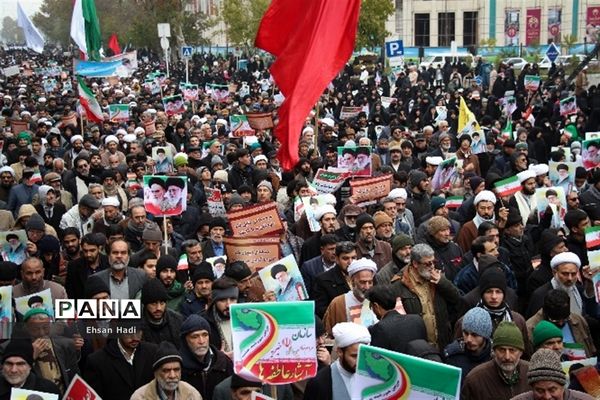 راهپیمایی مردم مشهد در محکومیت اقدامات اخیر آشوب طلبان