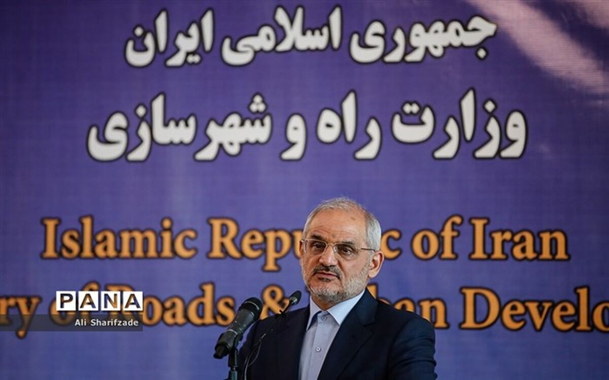 وزیر آموزش و پرورش: کارت سوخت رانندگان سرویس مدارس ماهانه معادل ریالی ۱۲۰ لیتر شارژ می‌شود
