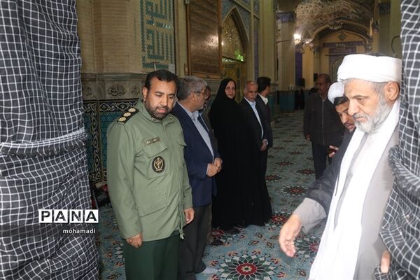 اعزام دانش آموزان دختر یزدی  به اردوی راهیان نور