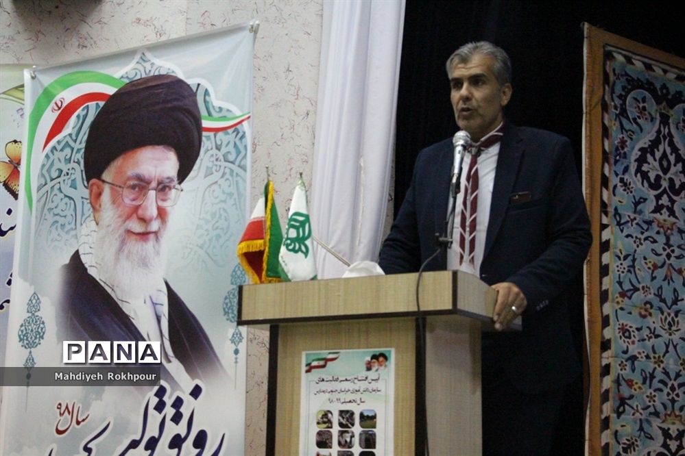 آئین افتتاح رسمی فعالیت‌های سازمان دانش‌آموزی درمدارس