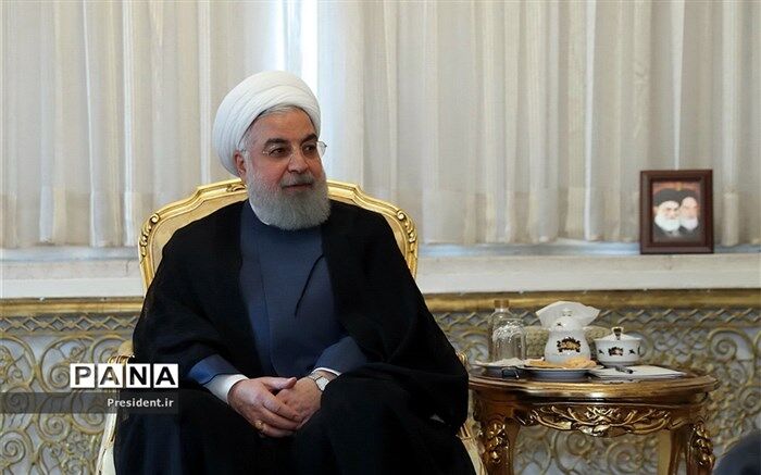 روحانی عزادار شد