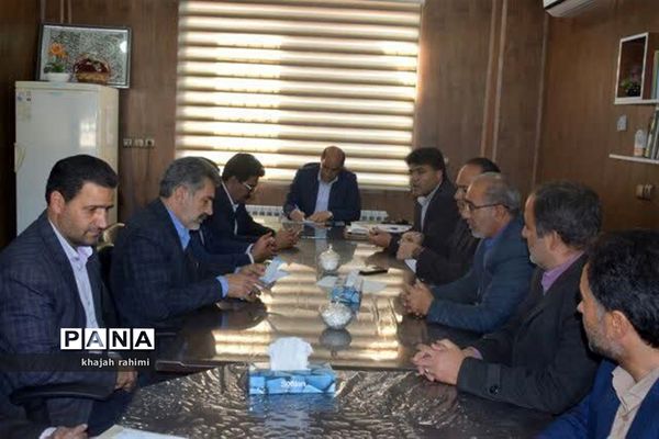 بازدید مدیرکل آموزش و پرورش از مدارس بهاباد