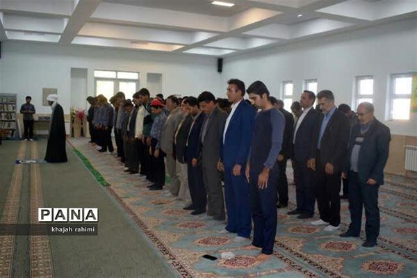 بازدید مدیرکل آموزش و پرورش از مدارس بهاباد